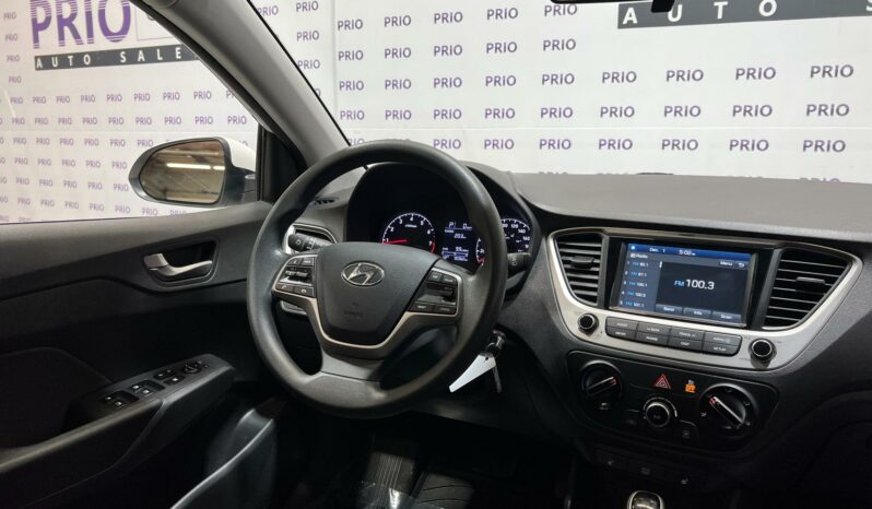 2020 Hyundai Accent Preferred 5 Door full