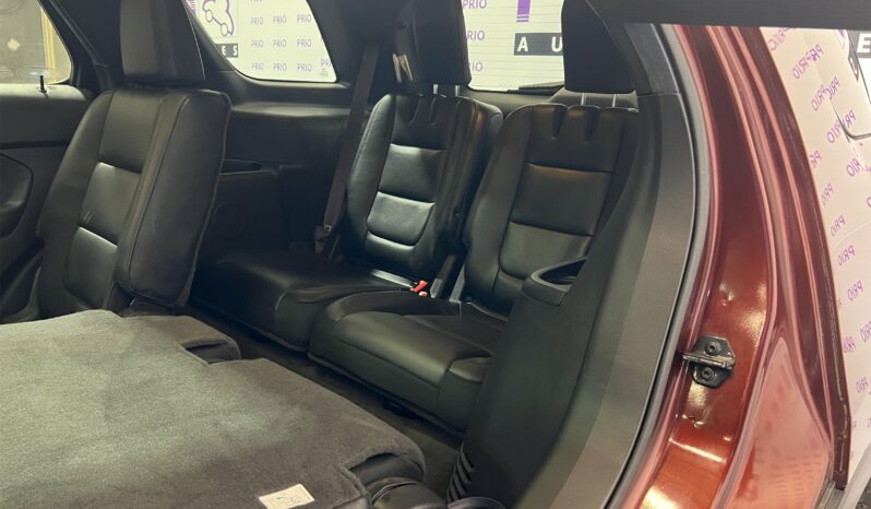 2015 Ford Explorer XLT 4WD 7-Passenger full