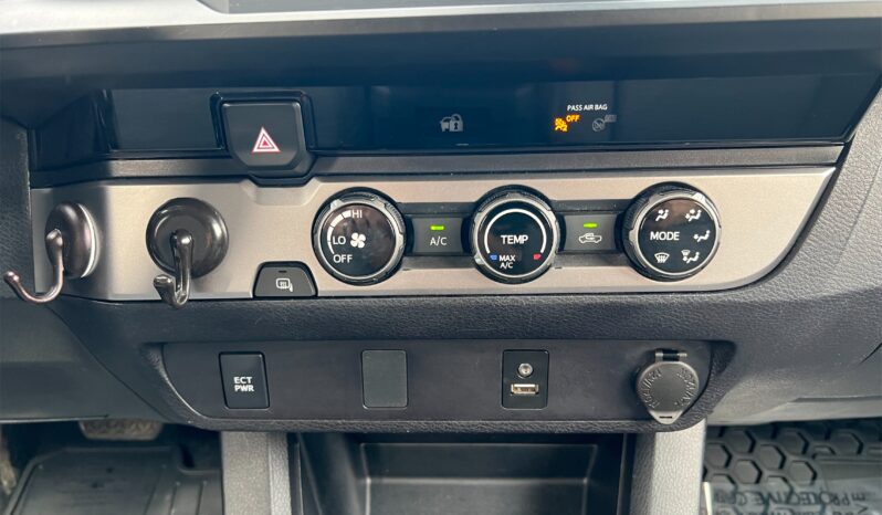 2018 Toyota Tacoma SR+ Extended Cab full